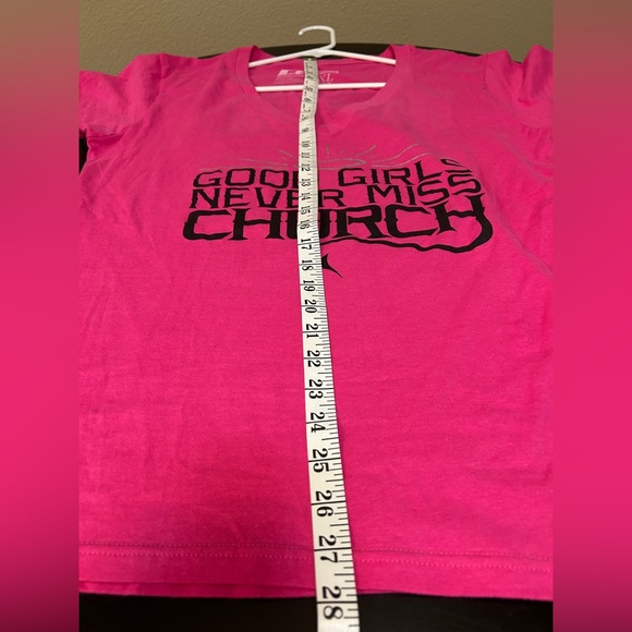 Eric Church Pink V-Neck Graphic T-Shirt - Picture 6 of 7